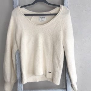 Eyelash Abercrombie off the shoulder sweater